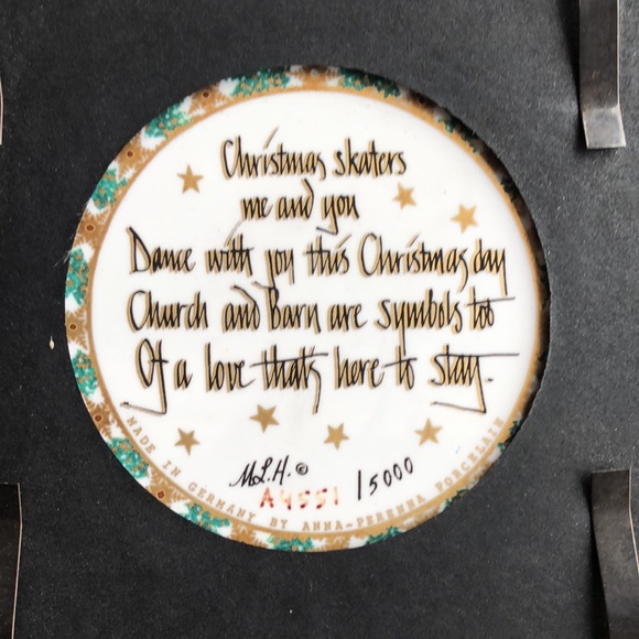 P. Buckley Moss Set of 3 Ornaments in Custom Frame - Picture 8 of 16